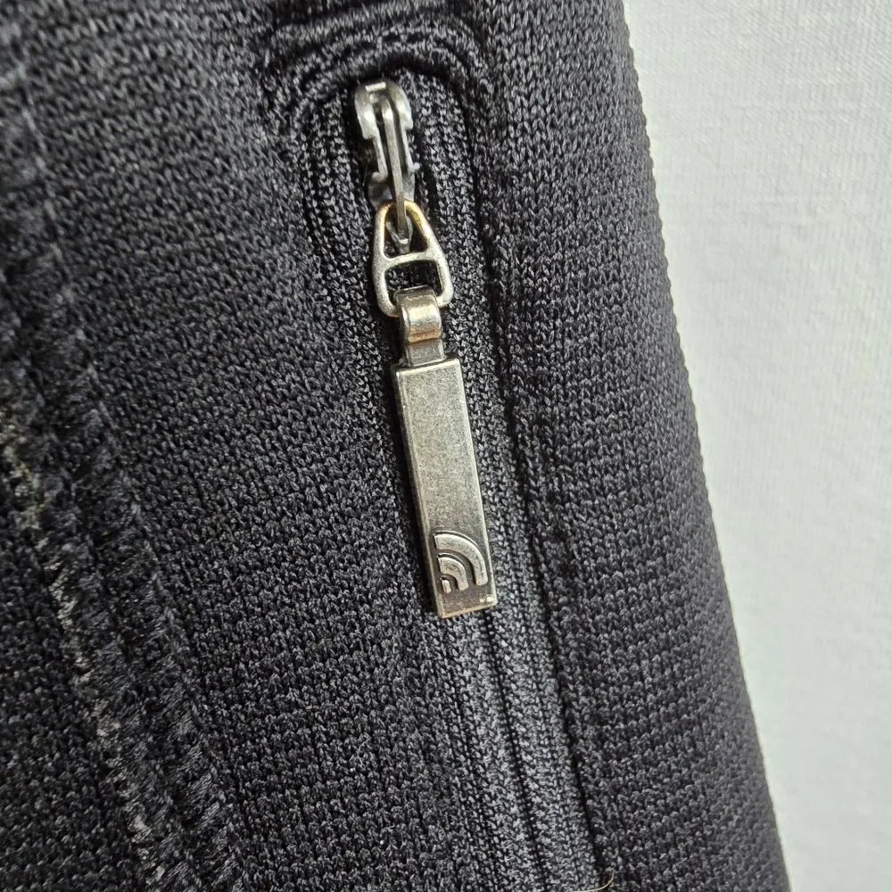 Men's The North Face Black Long Sleeve 1/4 Zip